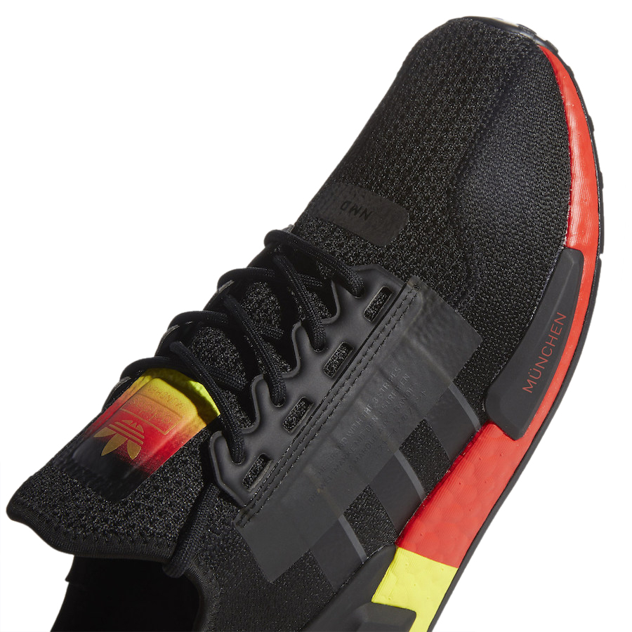 adidas NMD R1 V2 Munich