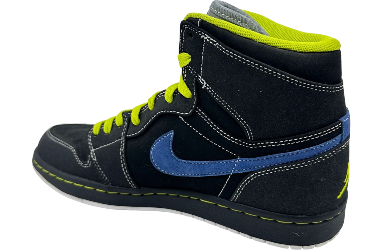 Air Jordan 1 High Black Cyber