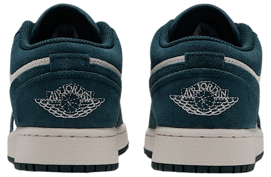 Air Jordan 1 Low GS Midnight Spruce / Pale Ivory / Light Orewood Brown