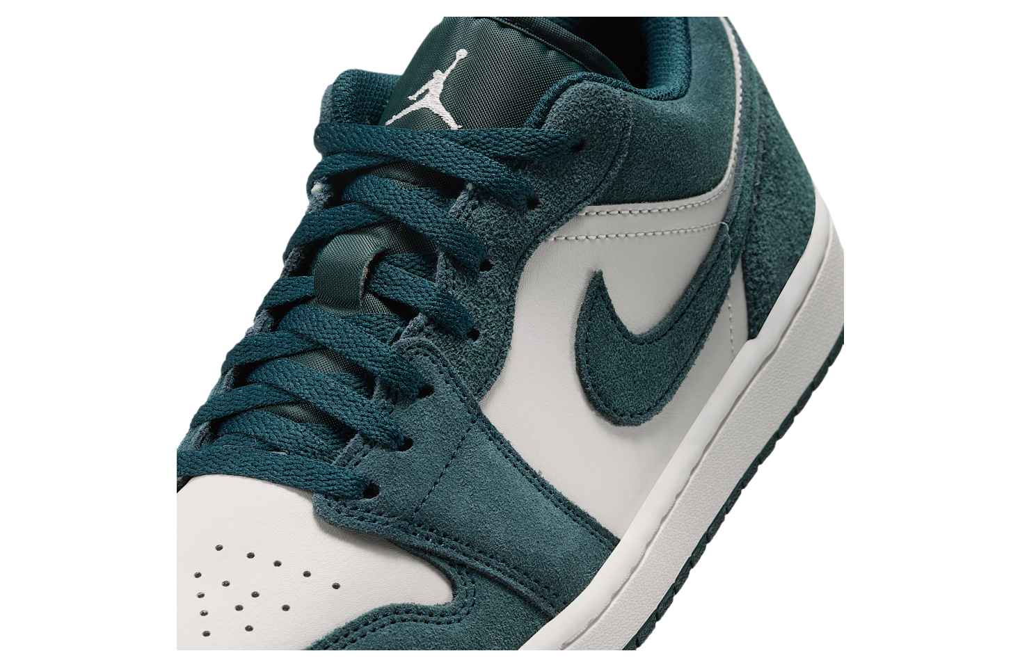 Air Jordan 1 Low Midnight Spruce / Pale Ivory
