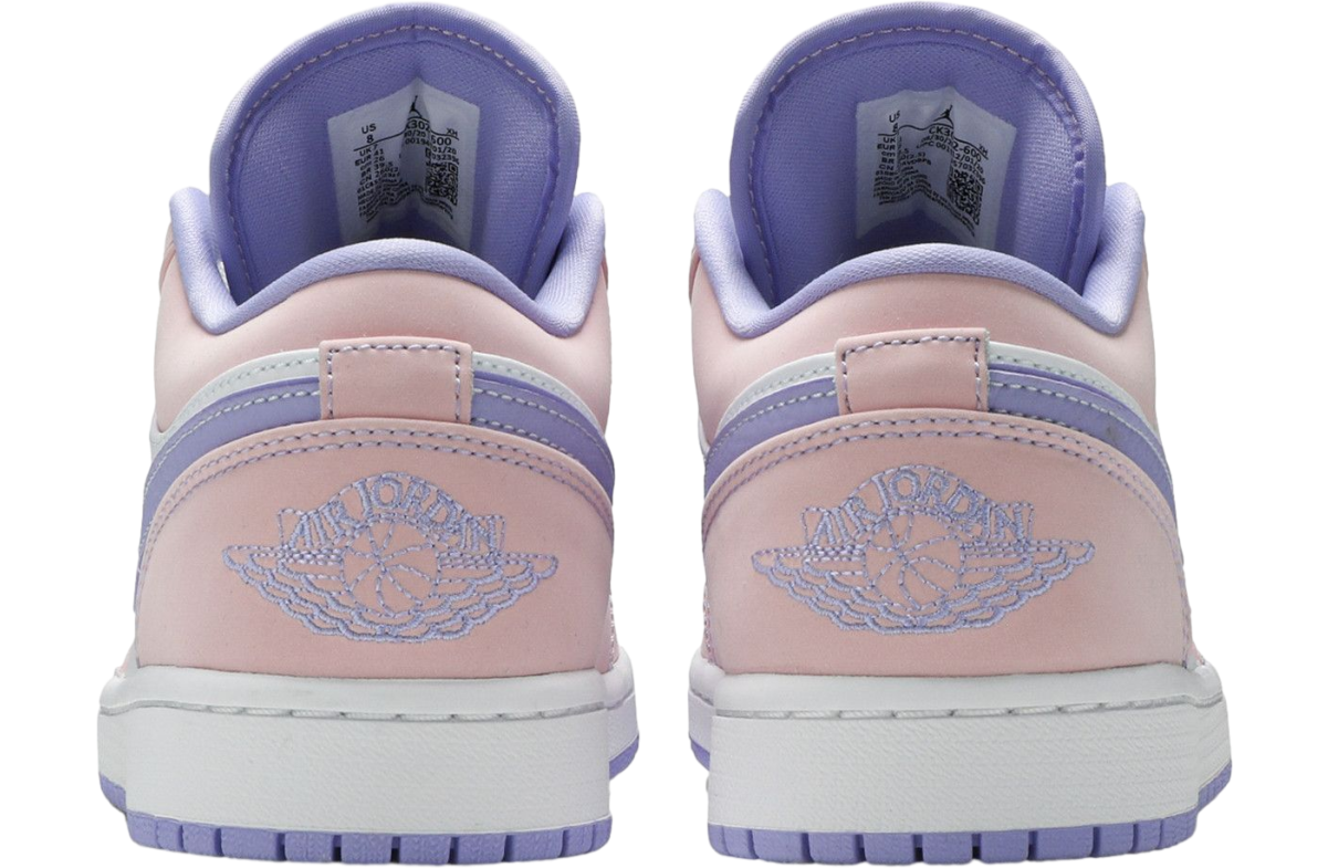 Air Jordan 1 Low SE Arctic Punch