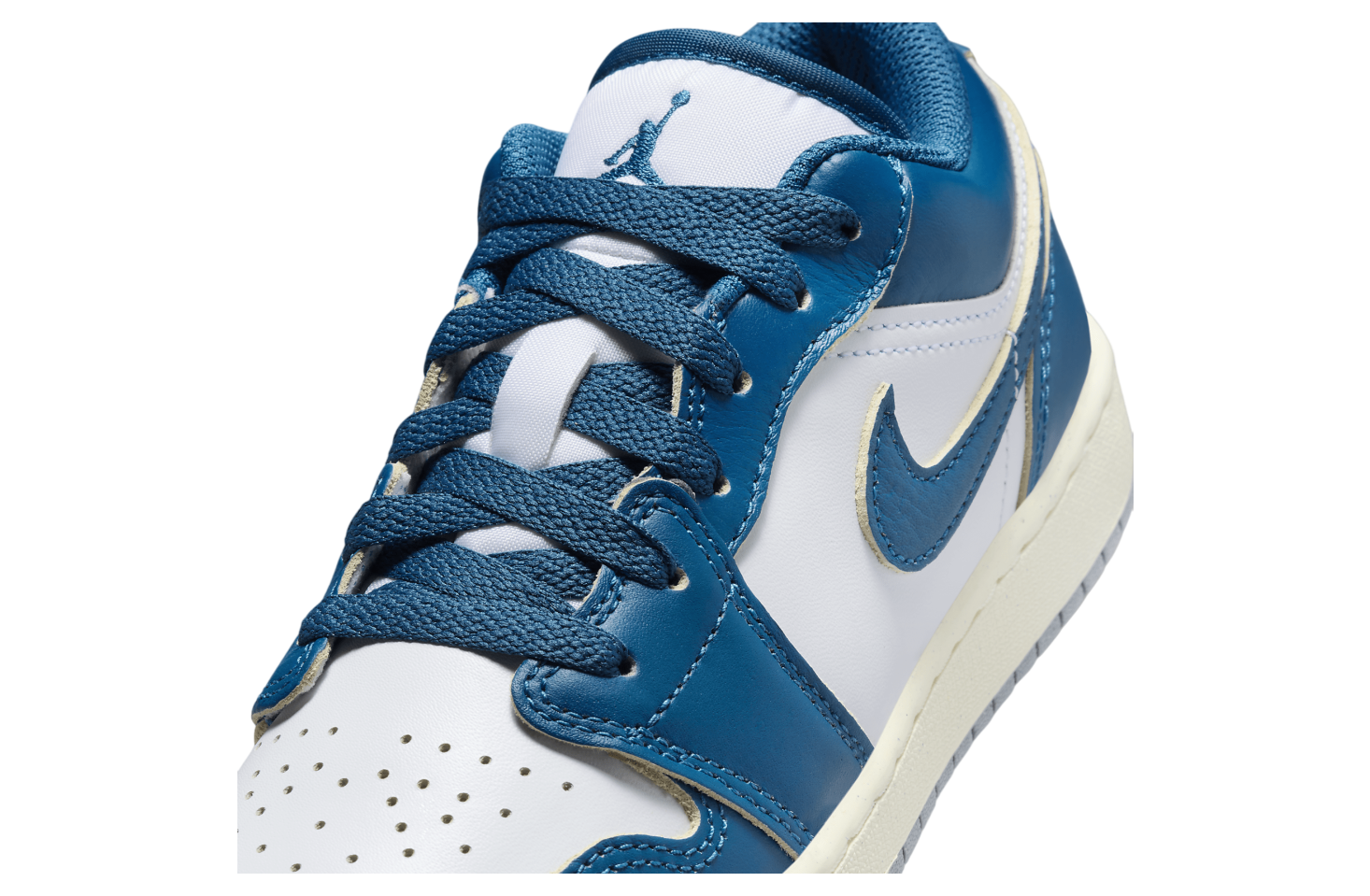 Air Jordan 1 Low SE GS White / Blue Grey / Industrial Blue - Apr 