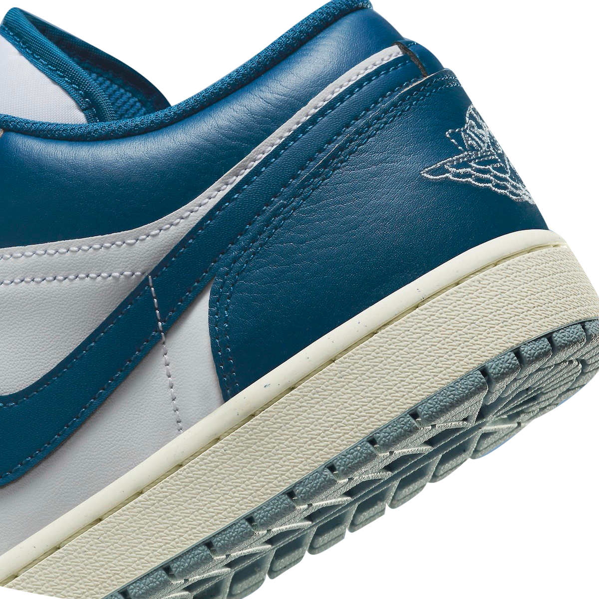 Air Jordan 1 Low SE White Industrial Blue - Apr 2024 - FN5214-141