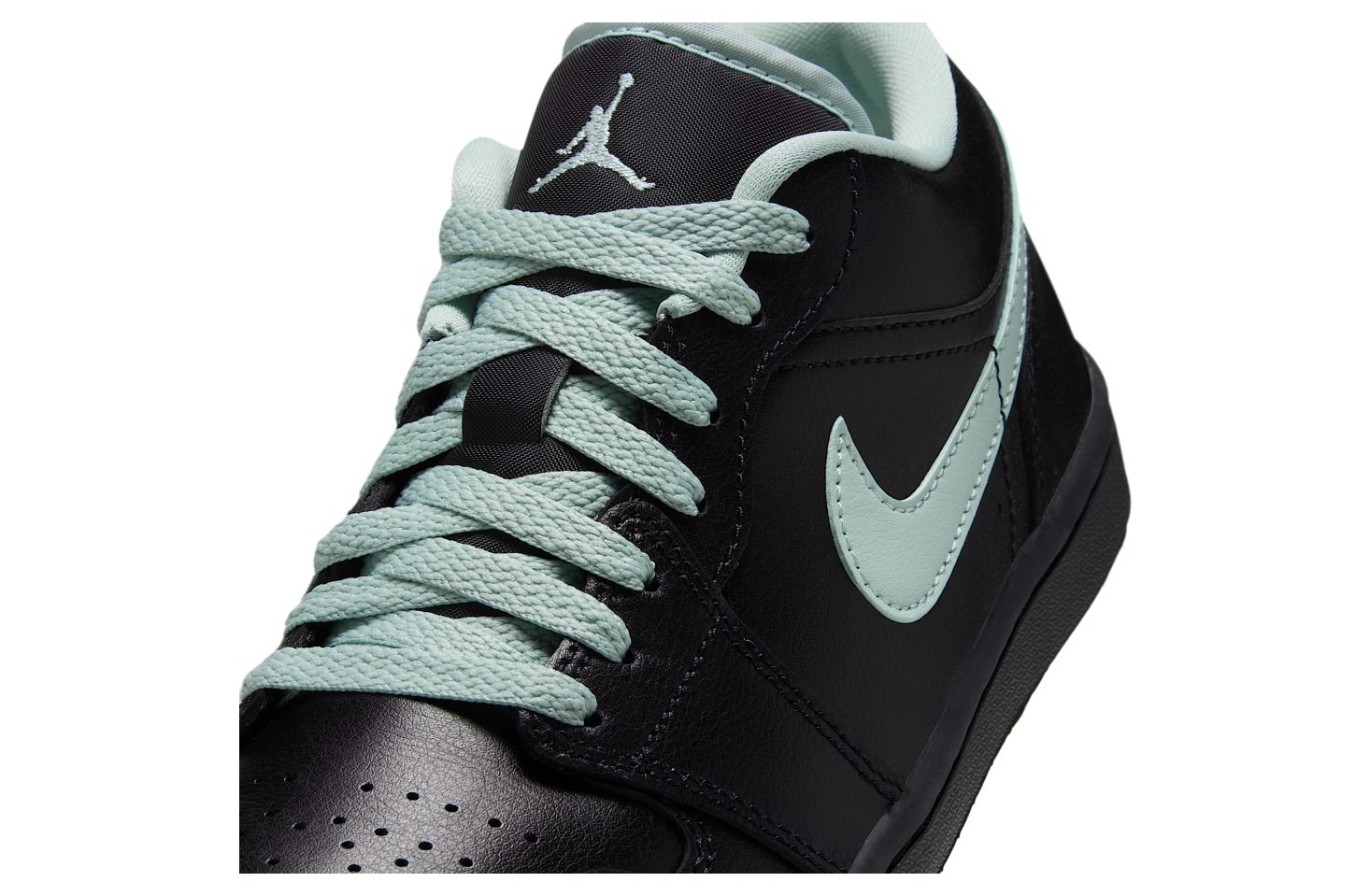 Air Jordan 1 Low WMNS Black / Pistachio Frost