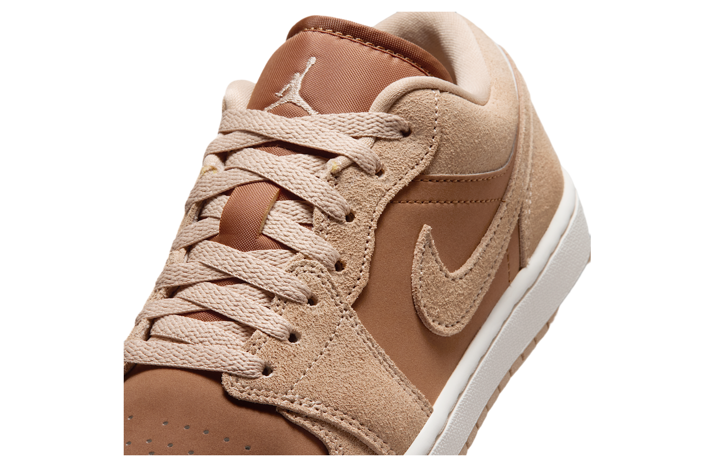 Air Jordan 1 Low WMNS Legend Medium Brown / Chalk