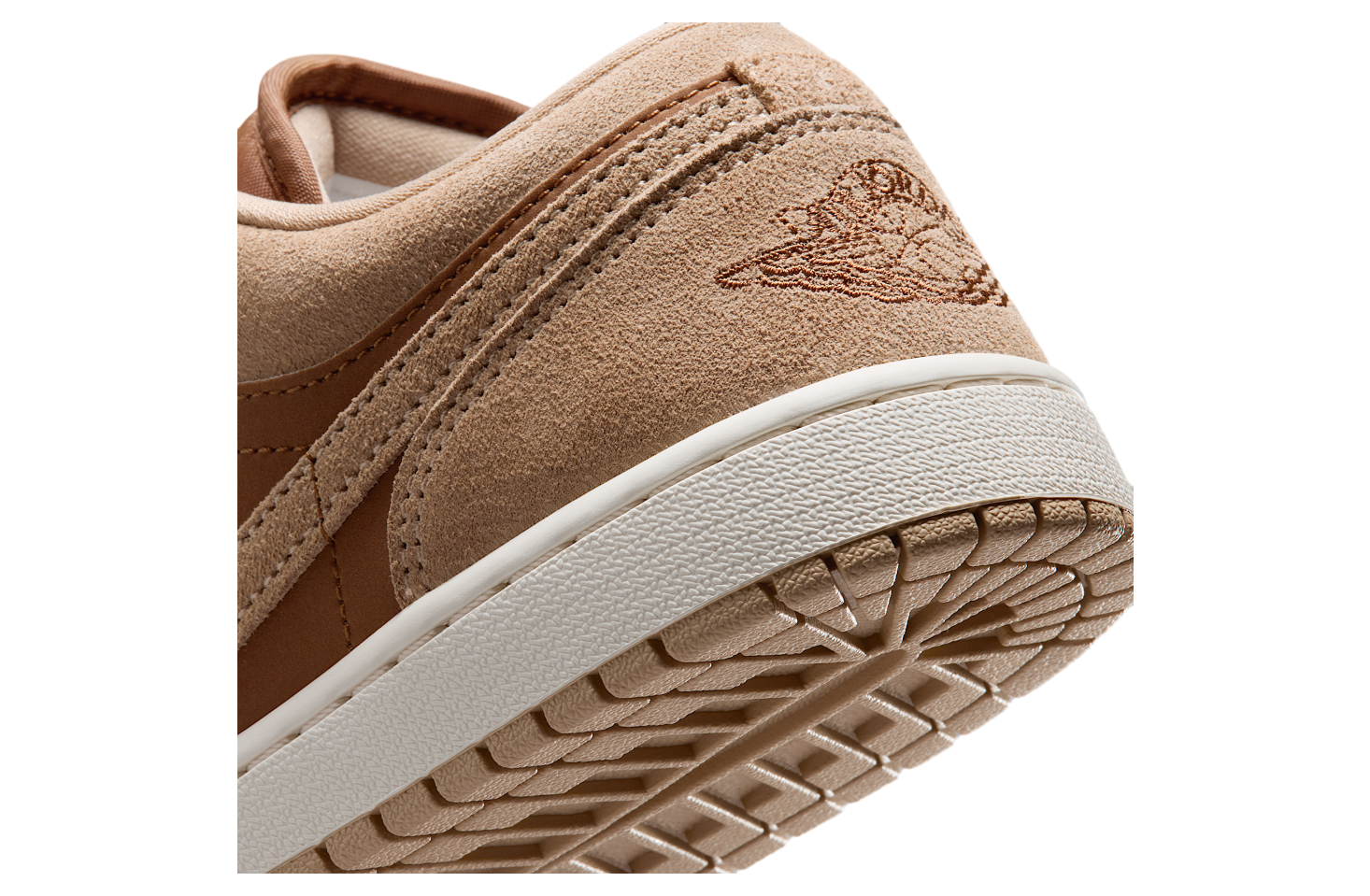 Air Jordan 1 Low WMNS Legend Medium Brown / Chalk