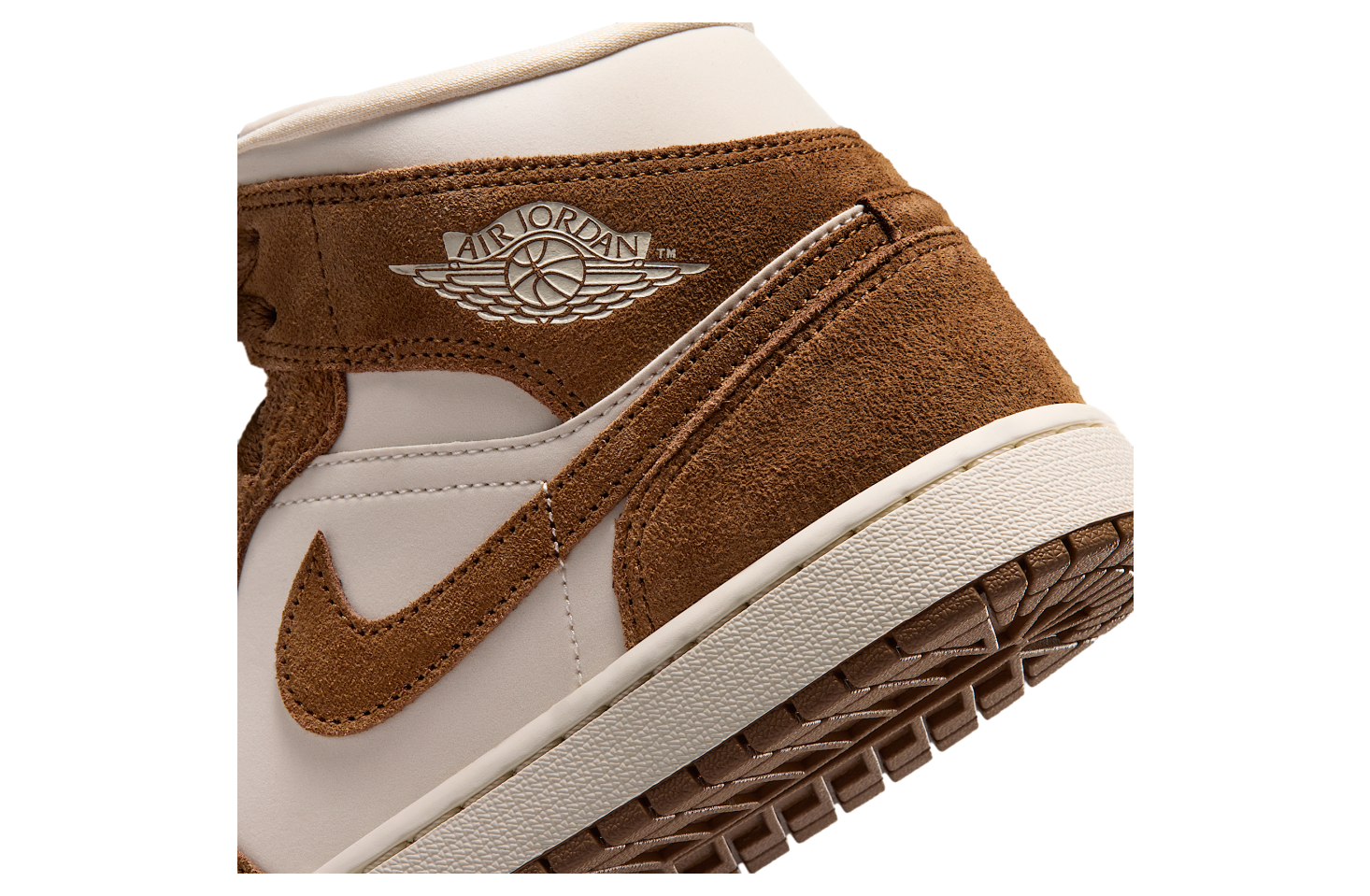 Air Jordan 1 Mid WMNS Light British Tan / Chalk