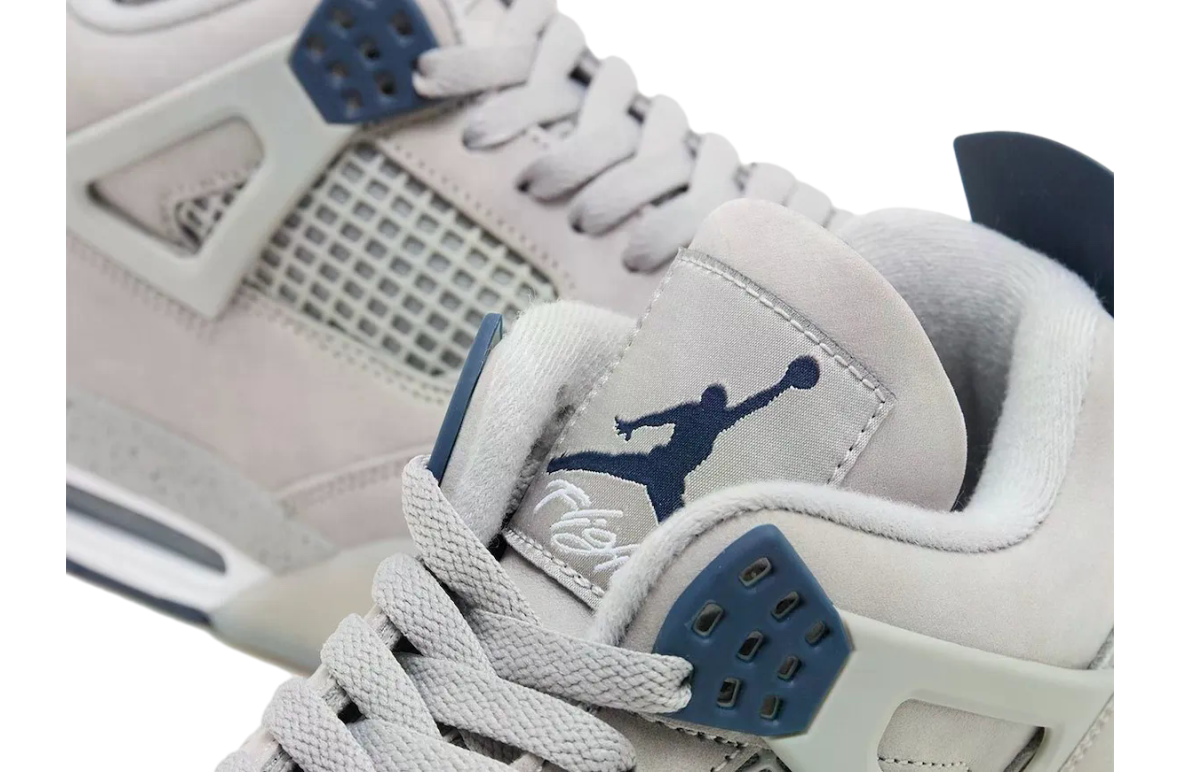 Air Jordan 4 Georgetown