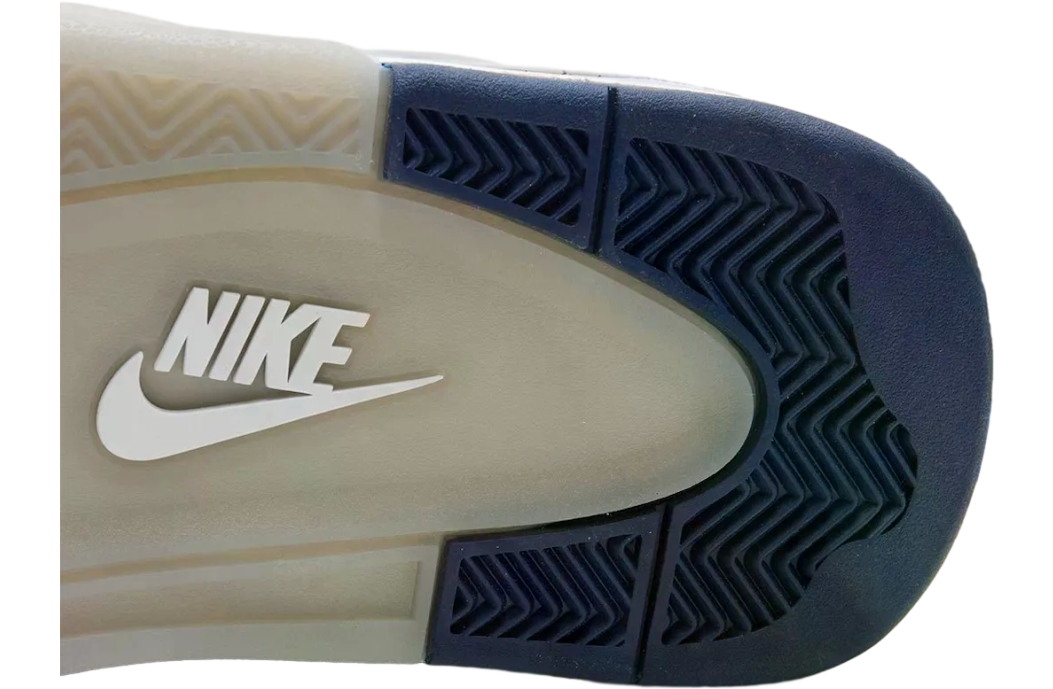 Air Jordan 4 Georgetown