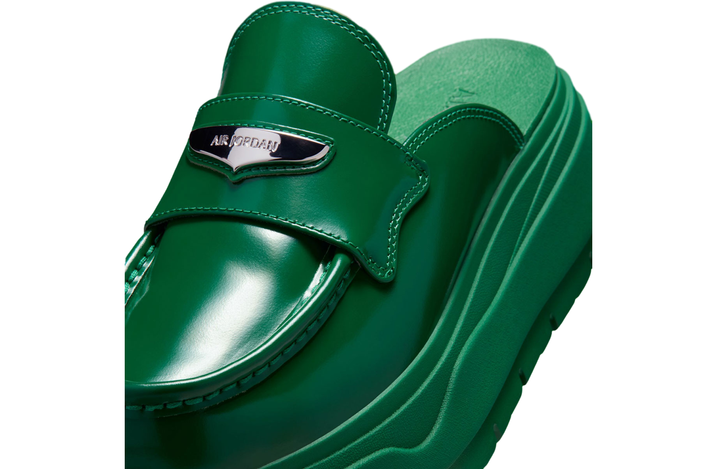 Air Jordan Mule WMNS Malachite / Metallic Silver