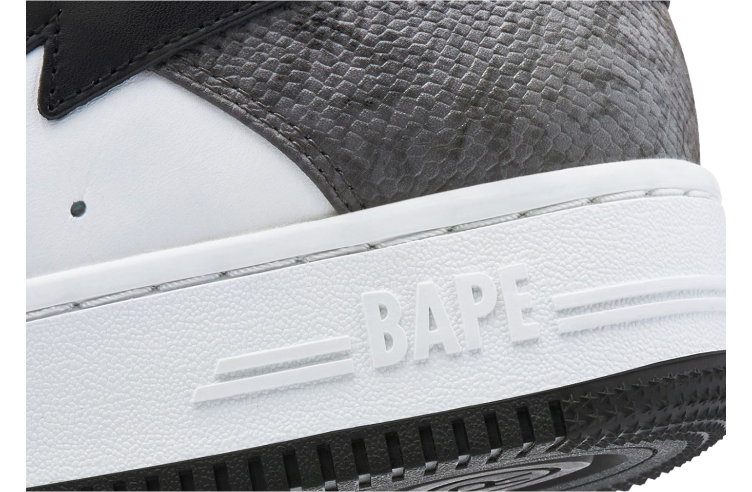 Bape Snaketop Bape Sta Snake WMNS Black / Grey / White | KicksOnFire