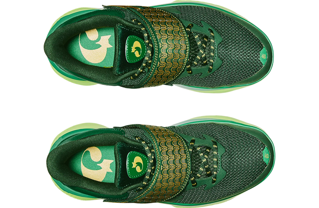 Curry Fox 1 Happy Fox Day Alt | KicksOnFire