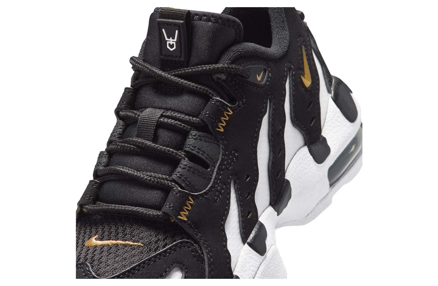 GS Nike Air DT Max 96 Low Black / Metallic Gold / White