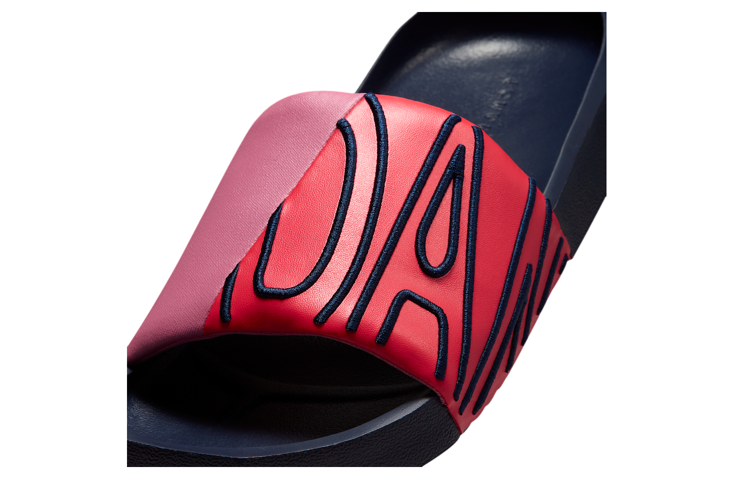 Jordan Nola WMNS Obsidian / Track Red