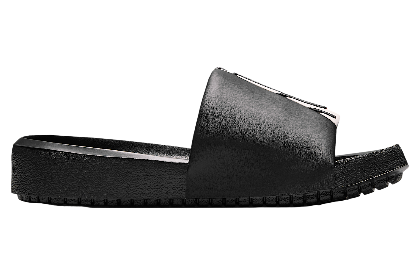 Jordan Nola WMNS Off Noir / Chalk