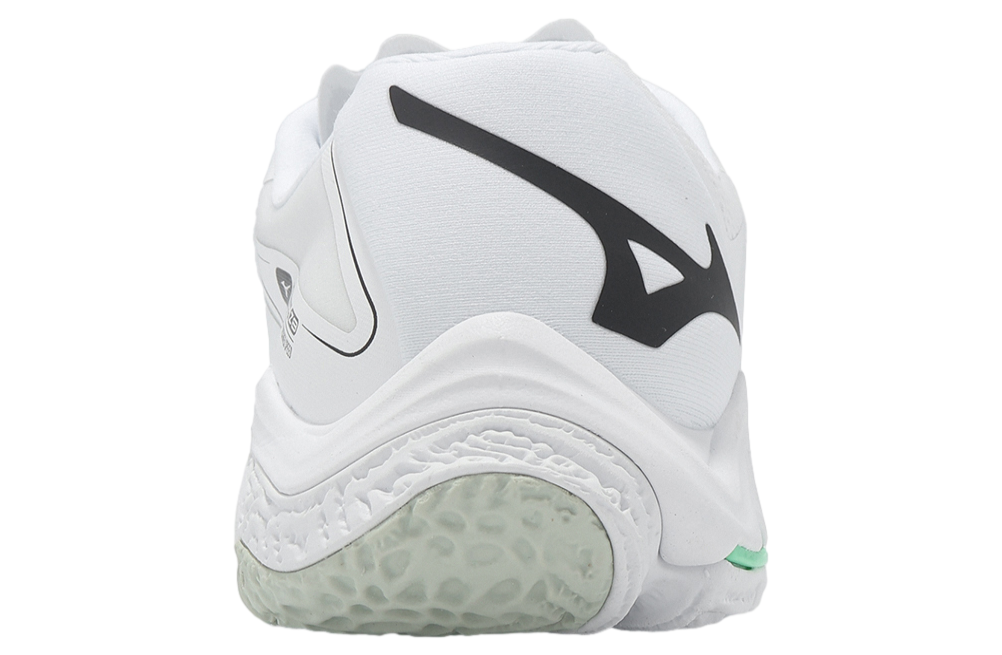 Mizuno Wave Lightning Z8 White / Black