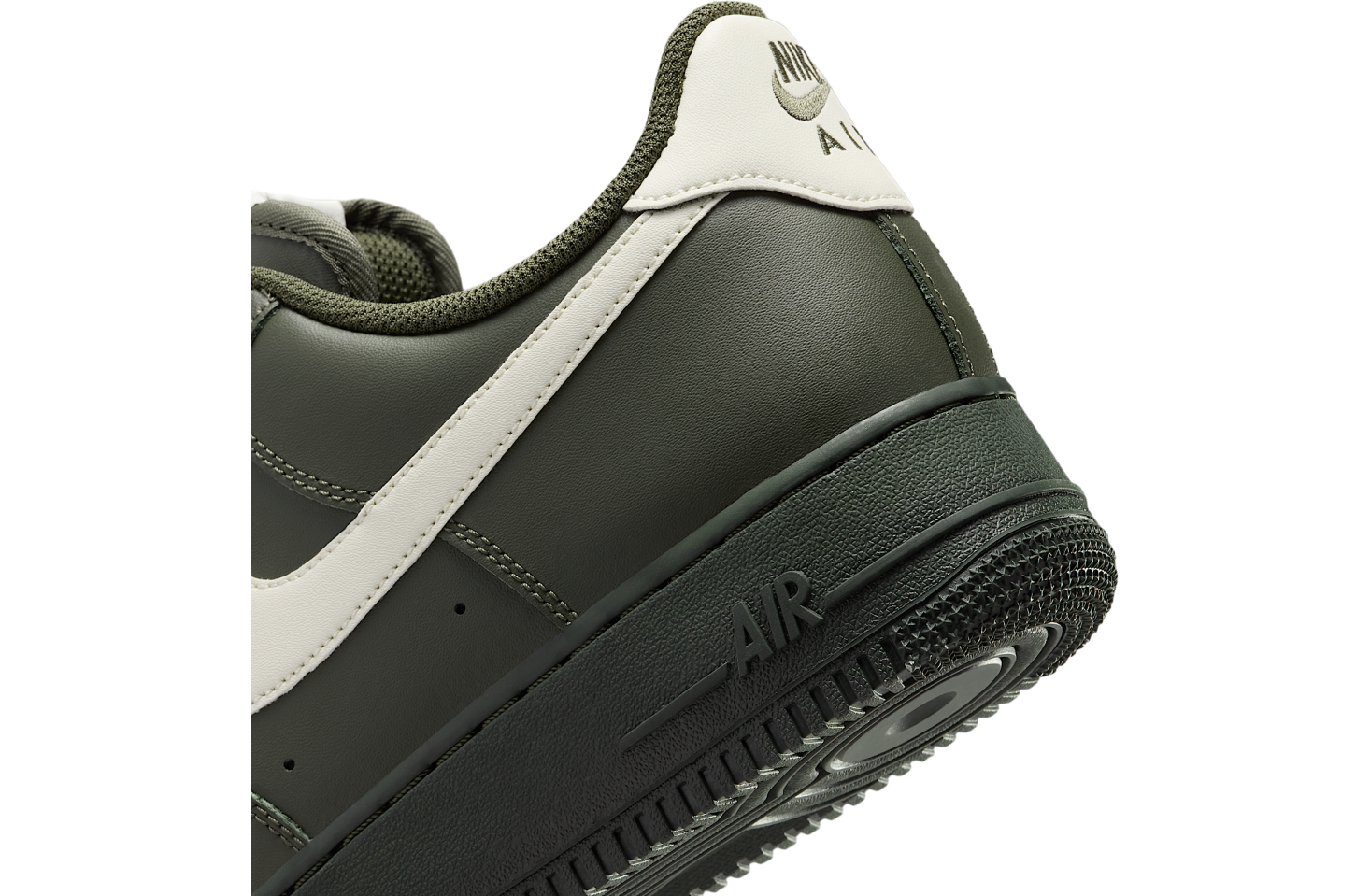Nike Air Force 1 '07 Cargo Khaki / Black
