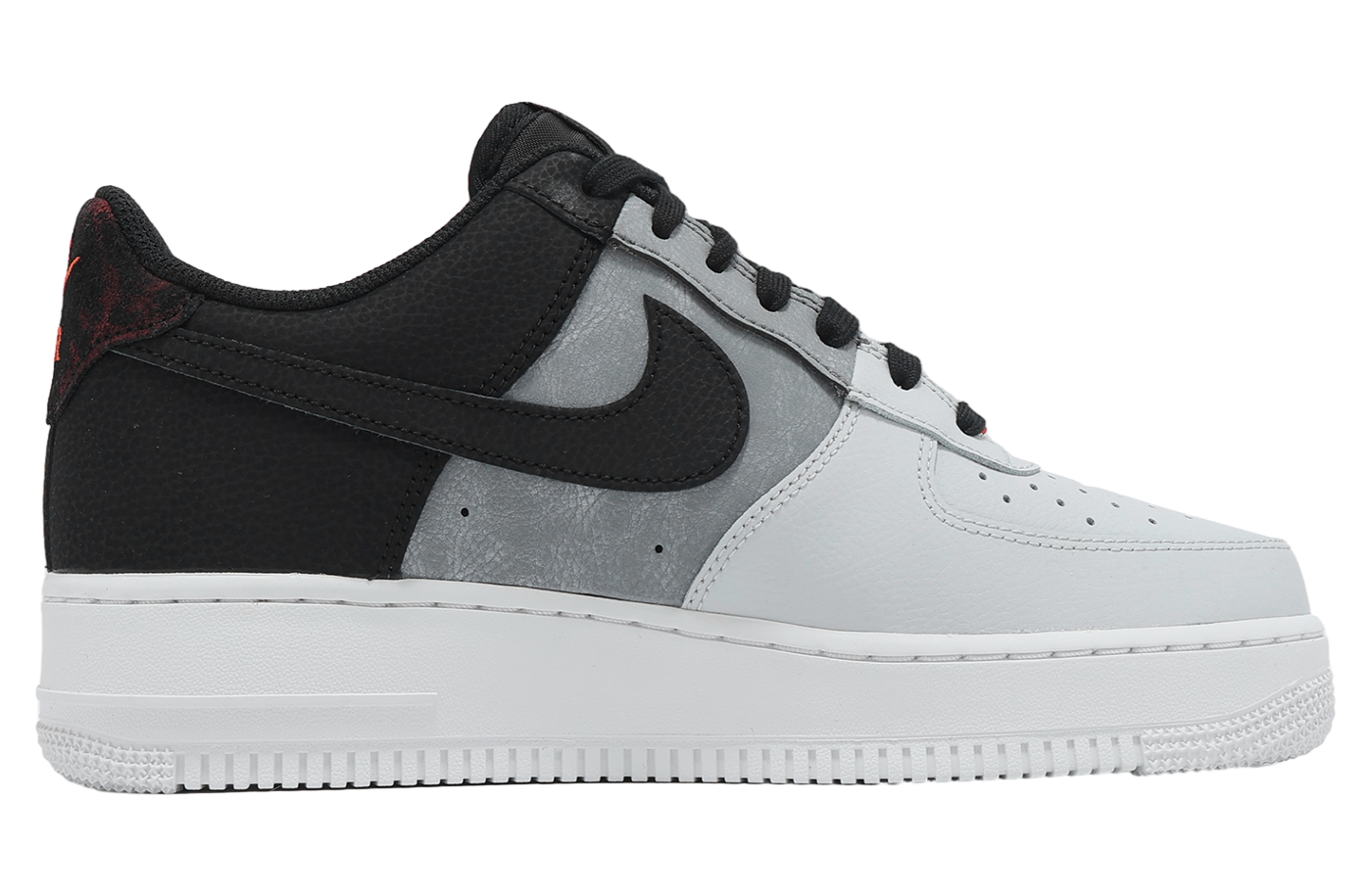 ipad_nike-air-force-1-07-lv8- 