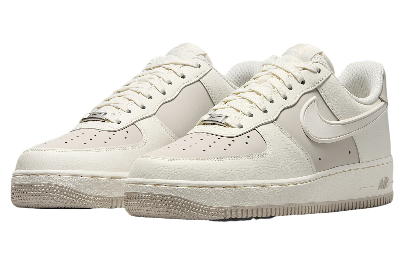 Nike Air Force 1 07 LV8 Sail / Light Bone