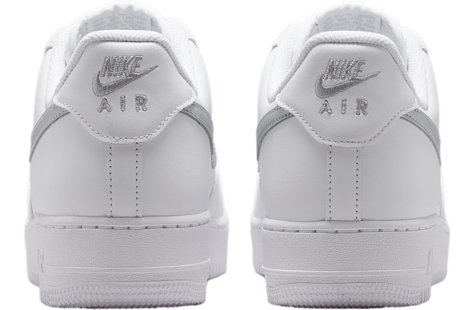 Nike Air Force 1 07 White / Metallic Silver