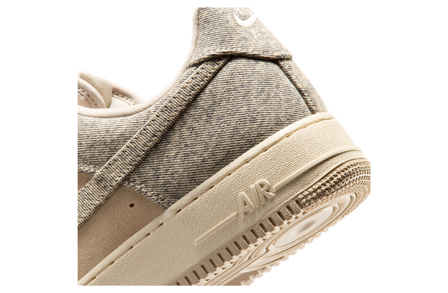 Nike Air Force 1 Low Desert Khaki / Desert Khaki