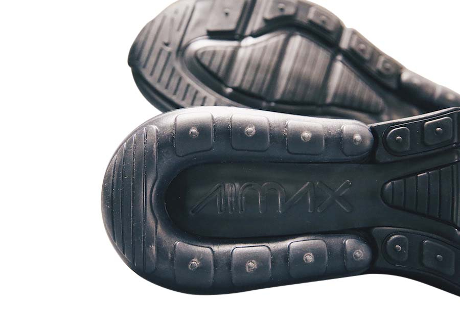 Nike Air Max 270 Triple Black