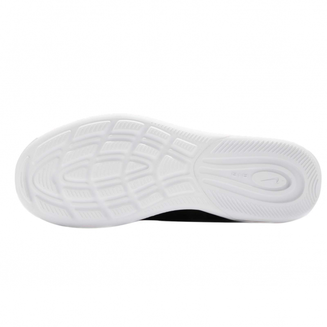Nike Air Max Axis Black White