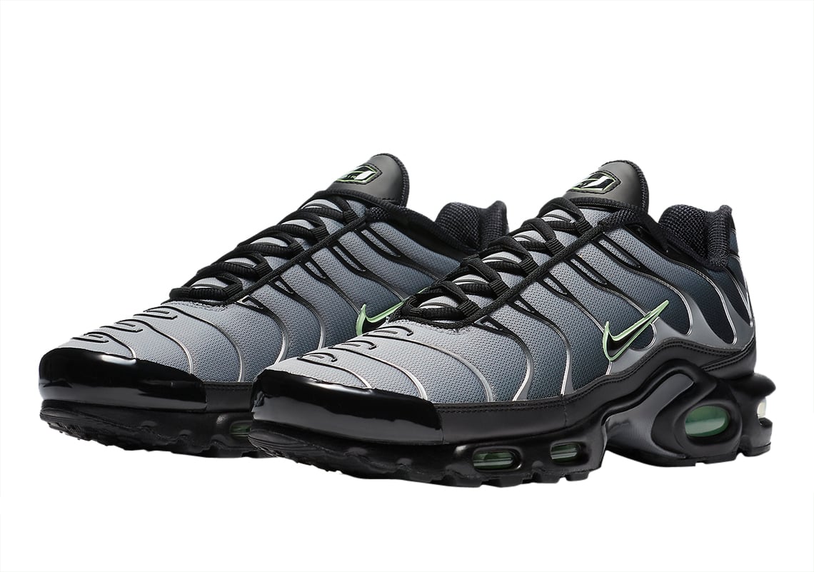 Nike Air Max Plus Black Particle Grey Vapour Green