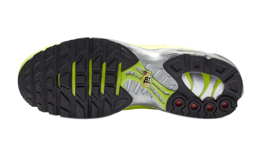 Nike Air Max Plus Premium Volt