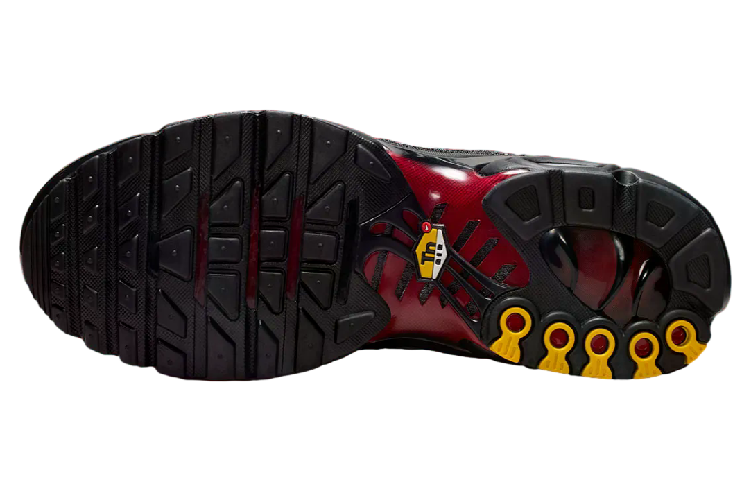 Nike Air Max Plus Tough Red / Black