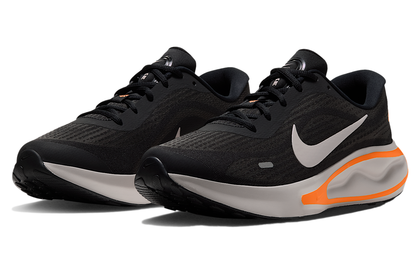 Nike Journey Run Black / Total Orange