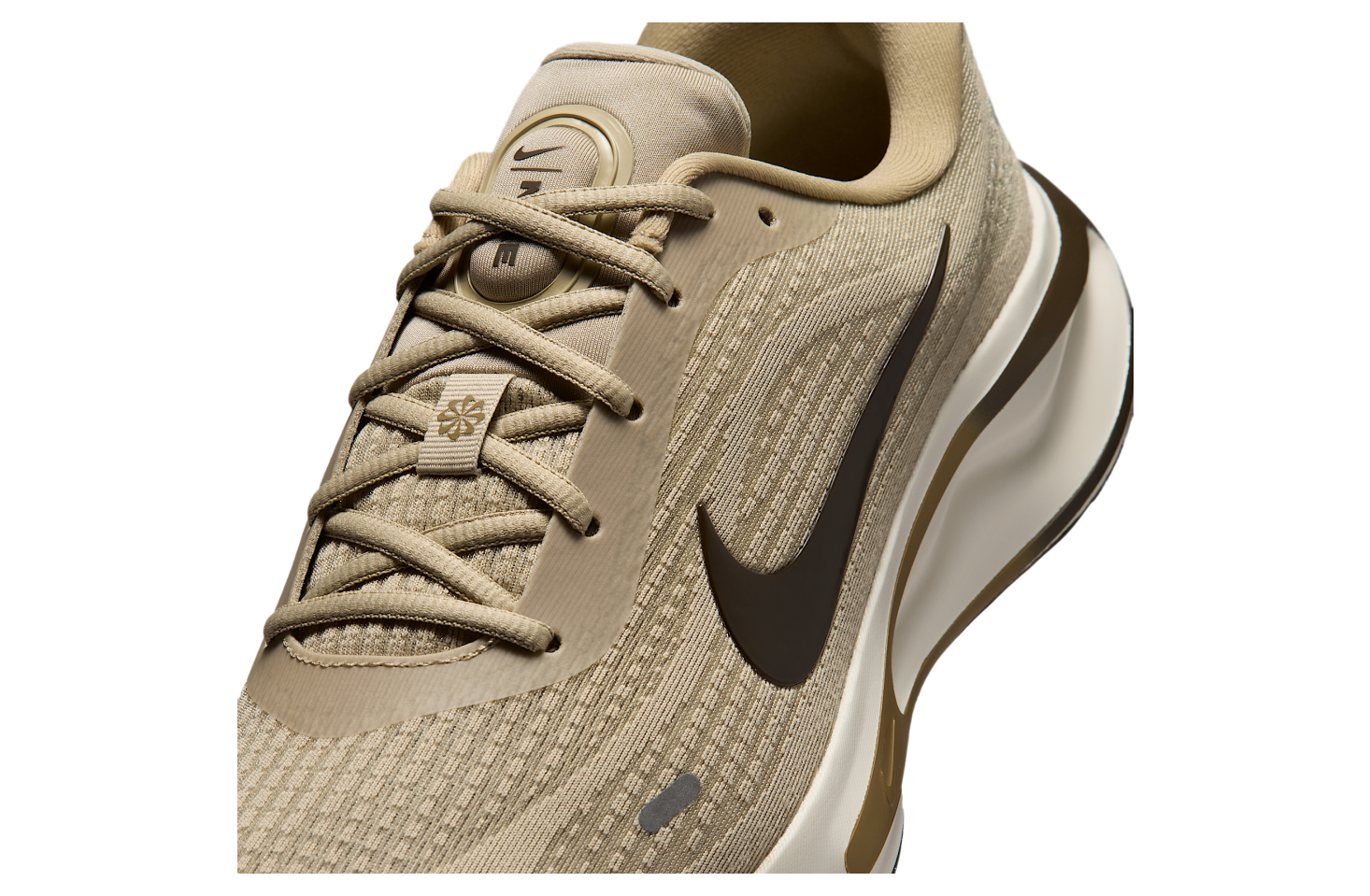 Nike Journey Run Desert Khaki / Sail
