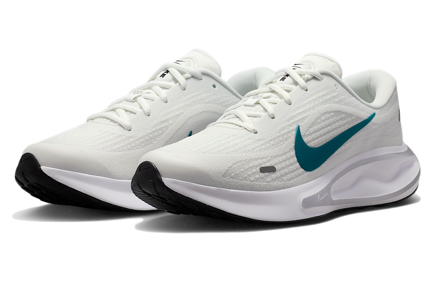 Nike Journey Run Summit White / Black / Metallic Silver