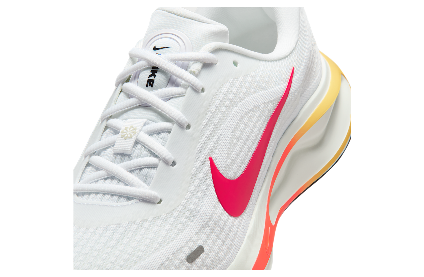 Nike Journey Run White / Spruce Aura