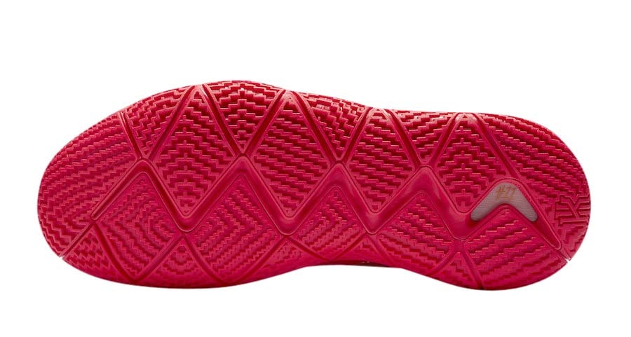 Nike Kyrie 4 Red Carpet