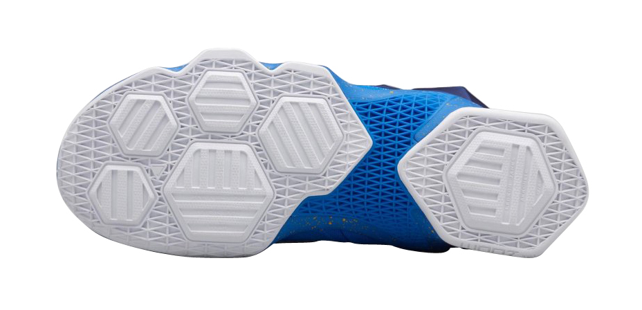 Nike LeBron 13 - Balance