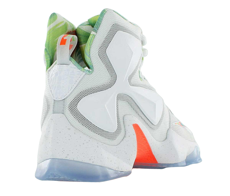 Nike LeBron 13 - Easter