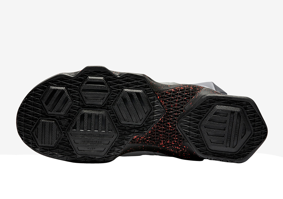 Nike LeBron 13 - Lava