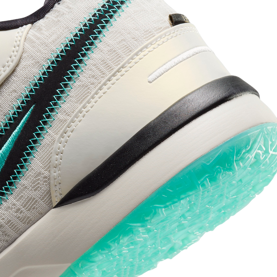 Nike LeBron NXXT Gen AMPD Liverpool FC