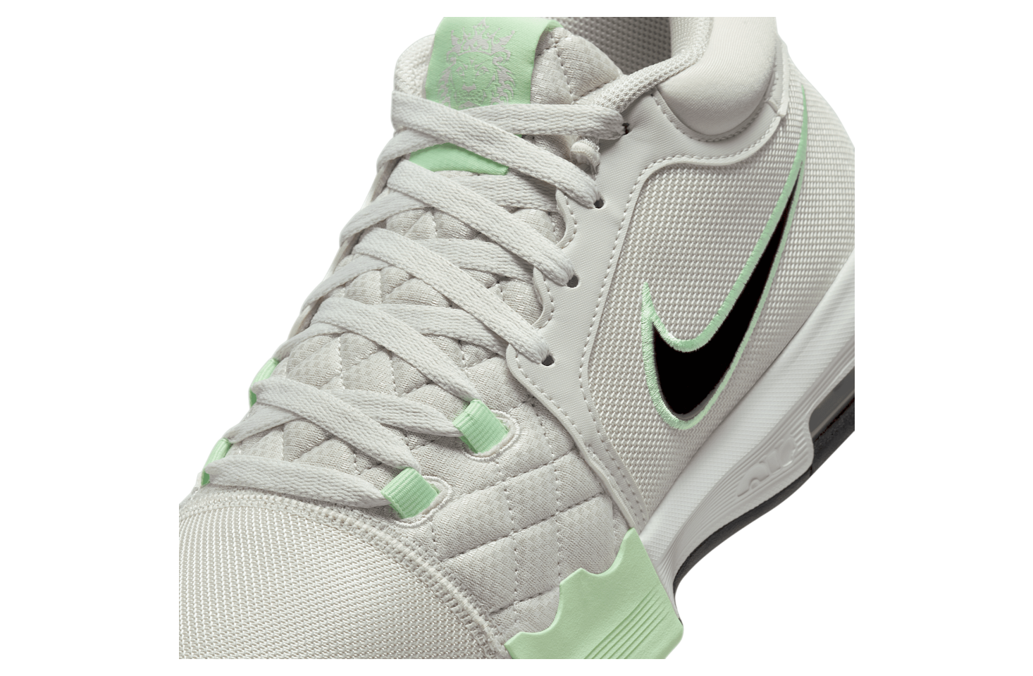 Nike Lebron Witness Viii Light Bone / Vapor Green / Swan / Anthracite
