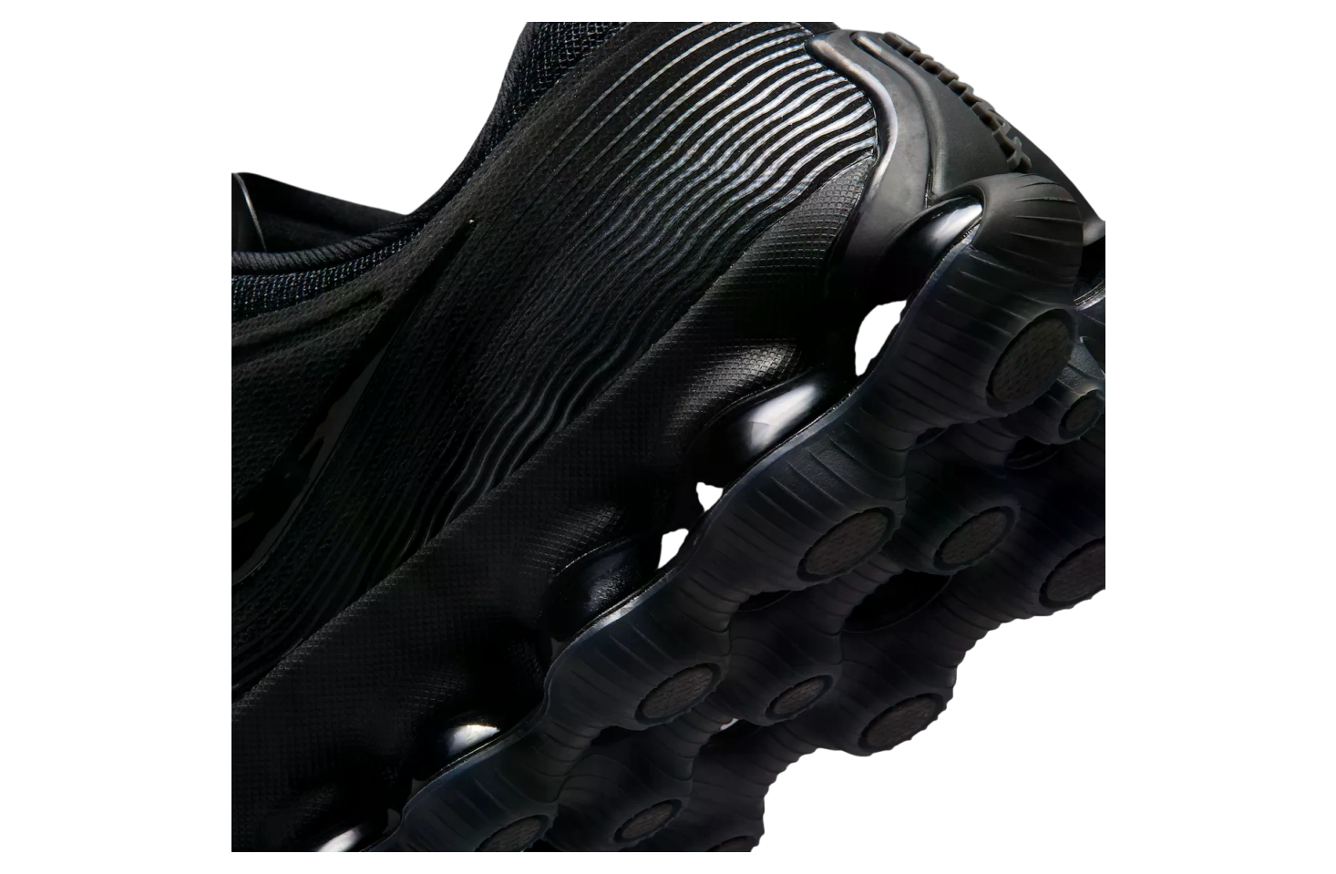 Nike Liquid Max Black / Anthracite