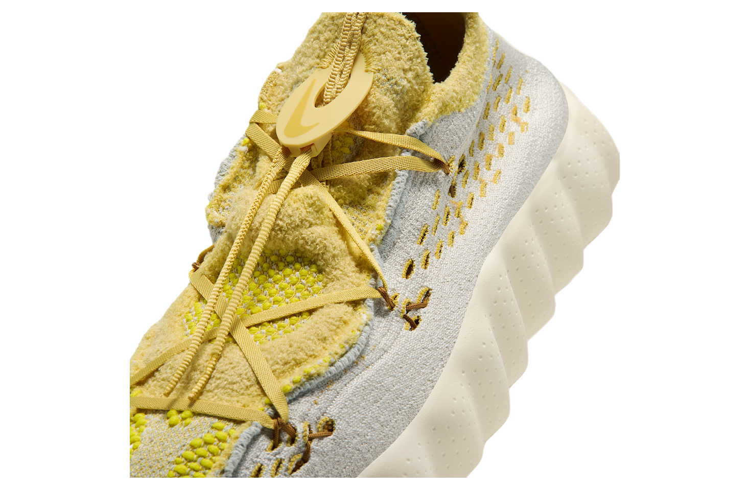 Nike Mind 002 Flyknit Light Bone / Infinite Gold