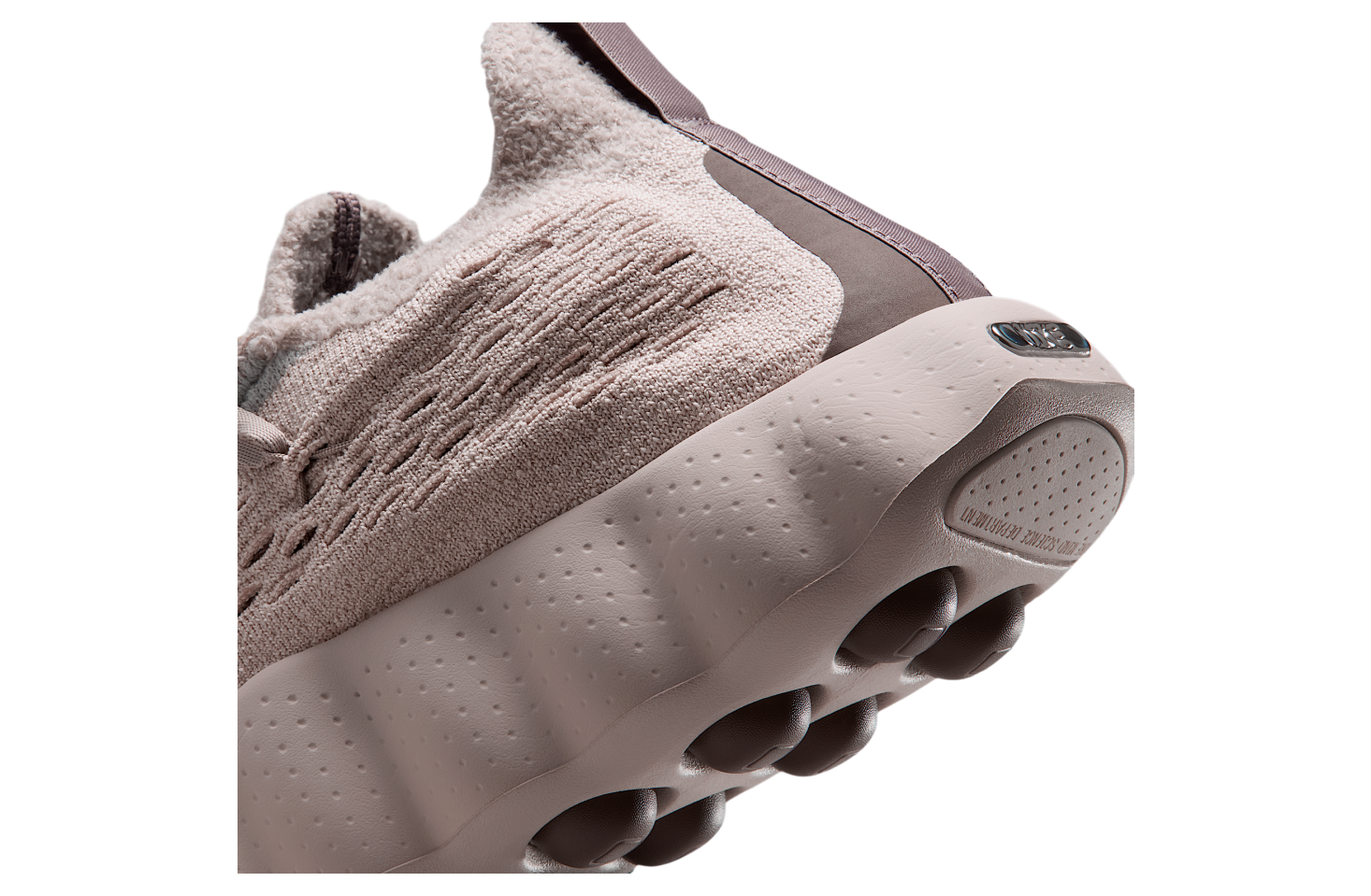 Nike Mind 002 Flyknit Sanddrift / Plum Eclipse