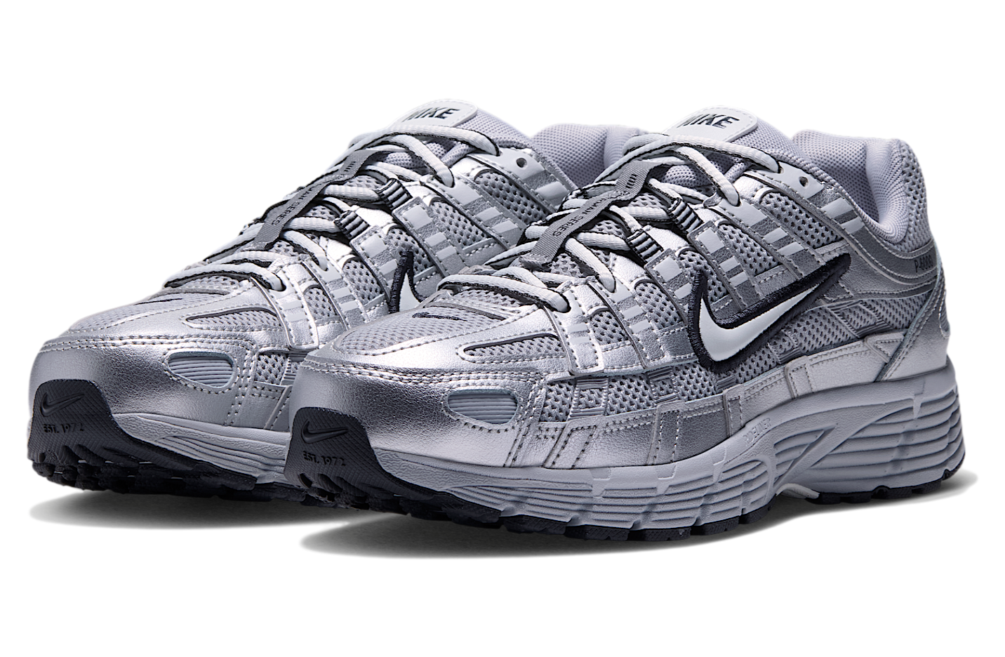 Nike P-6000 WMNS Wolf Grey / Metallic Silver