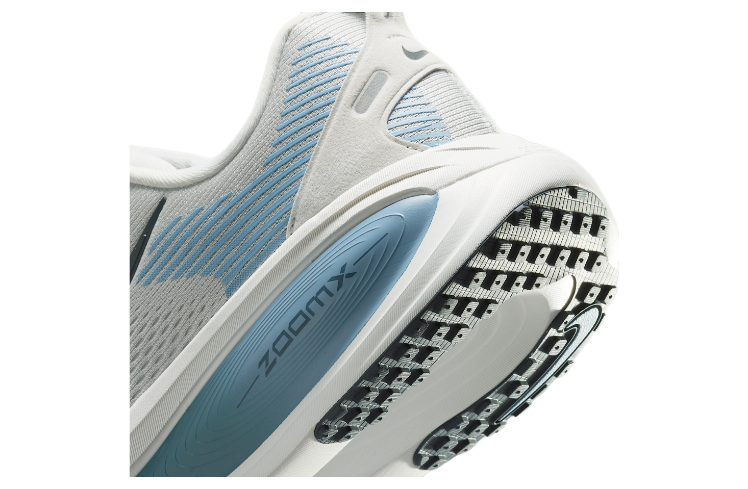 Nike Vomero 18 Grey Fog / Off White
