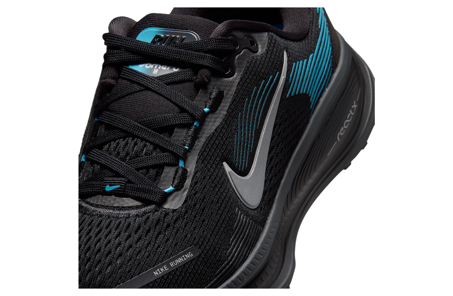 Nike Vomero 18 GS Black / Light Current Blue