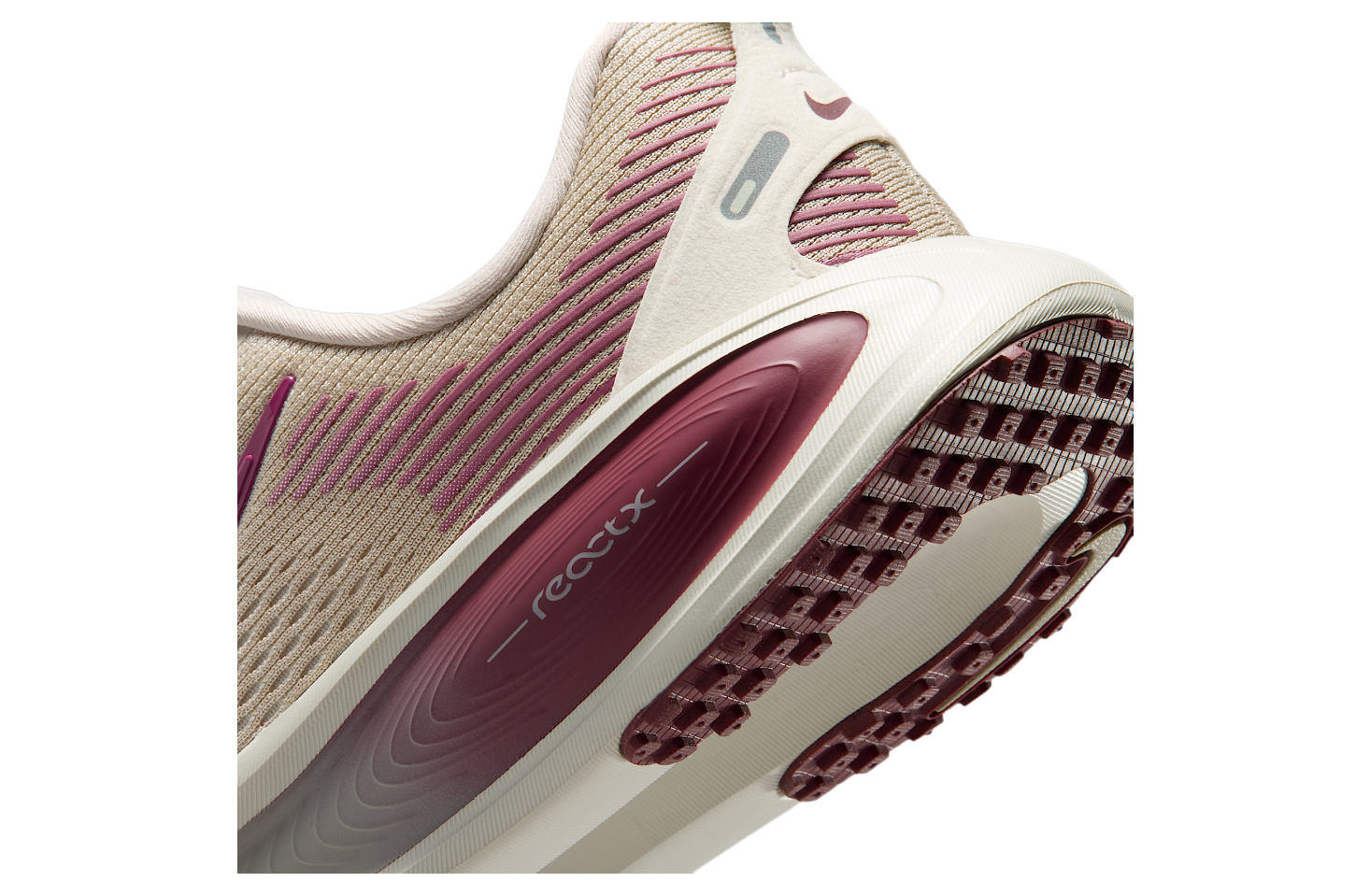 Nike Vomero 18 GS Cream Ii / Sail