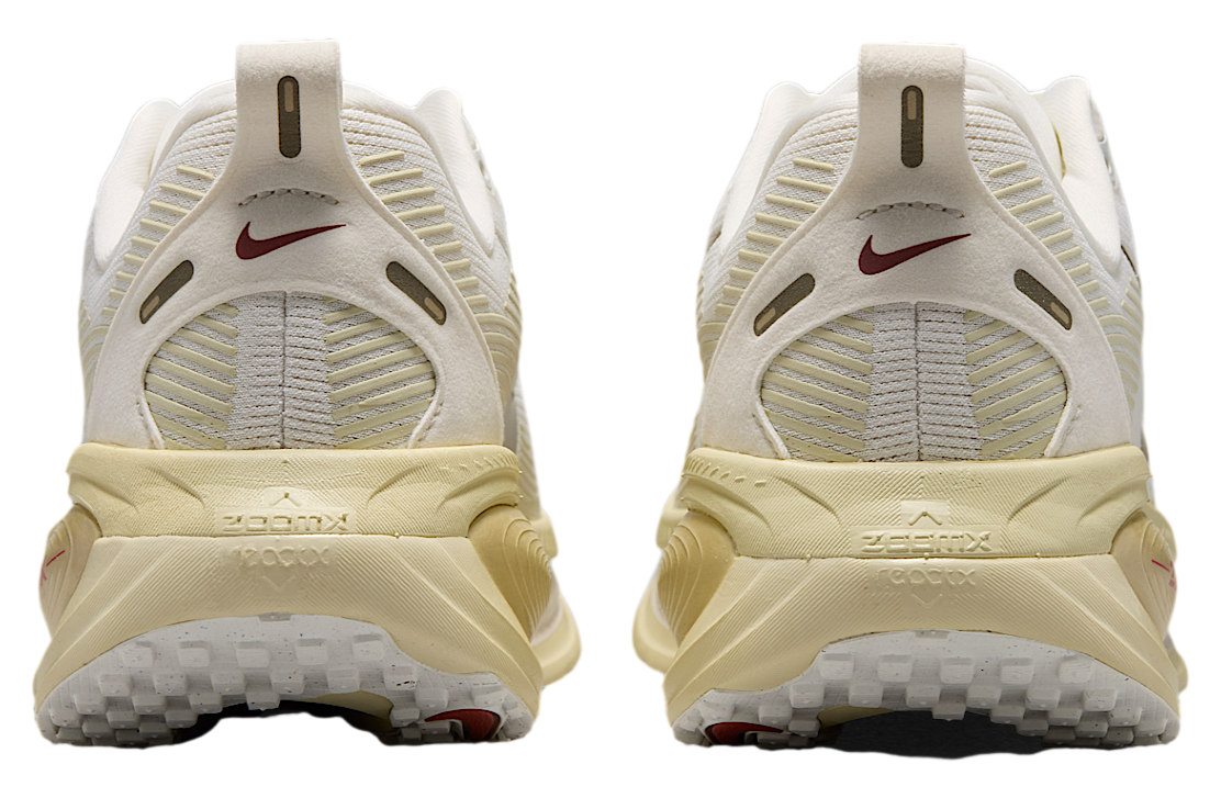 Nike Vomero 18 WMNS Sail / Light Khaki
