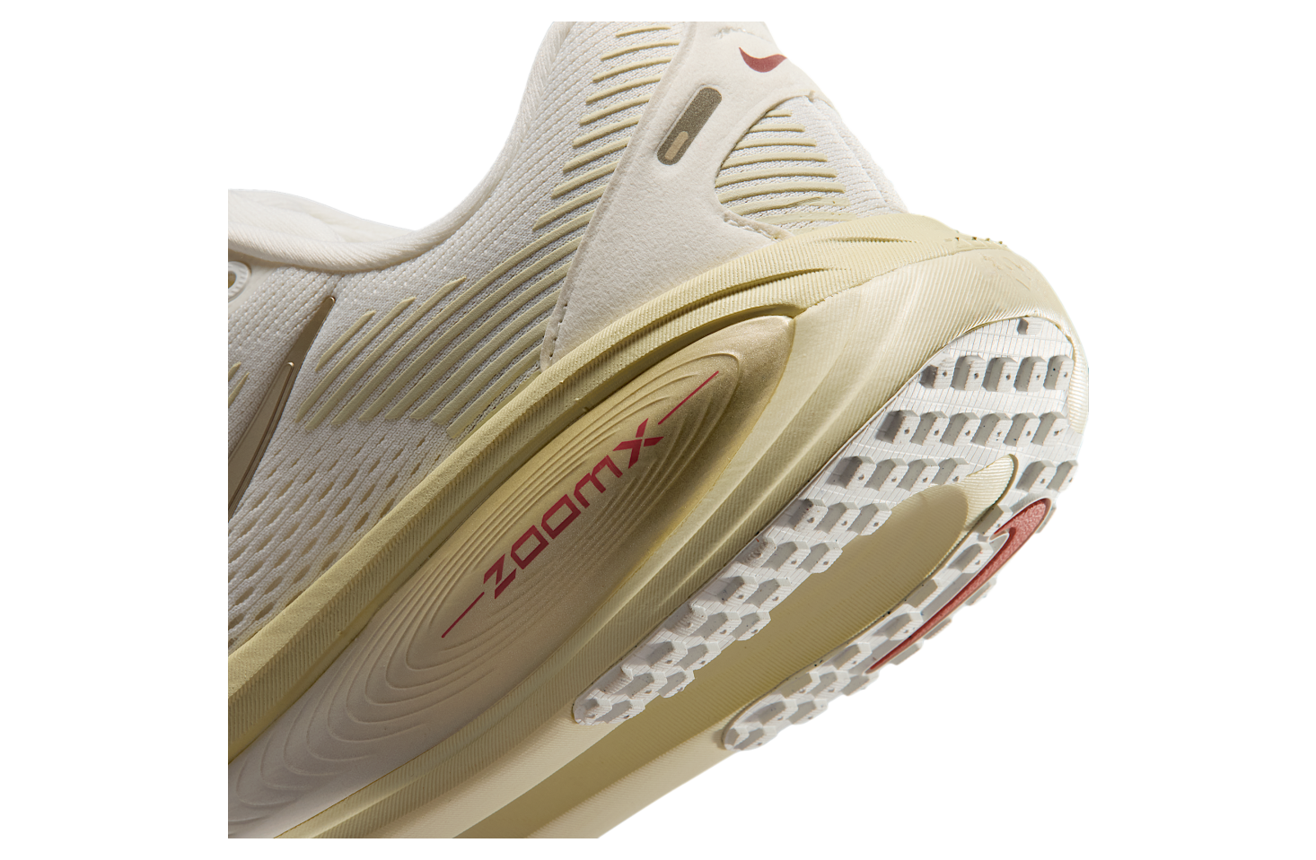 Nike Vomero 18 WMNS Sail / Light Khaki