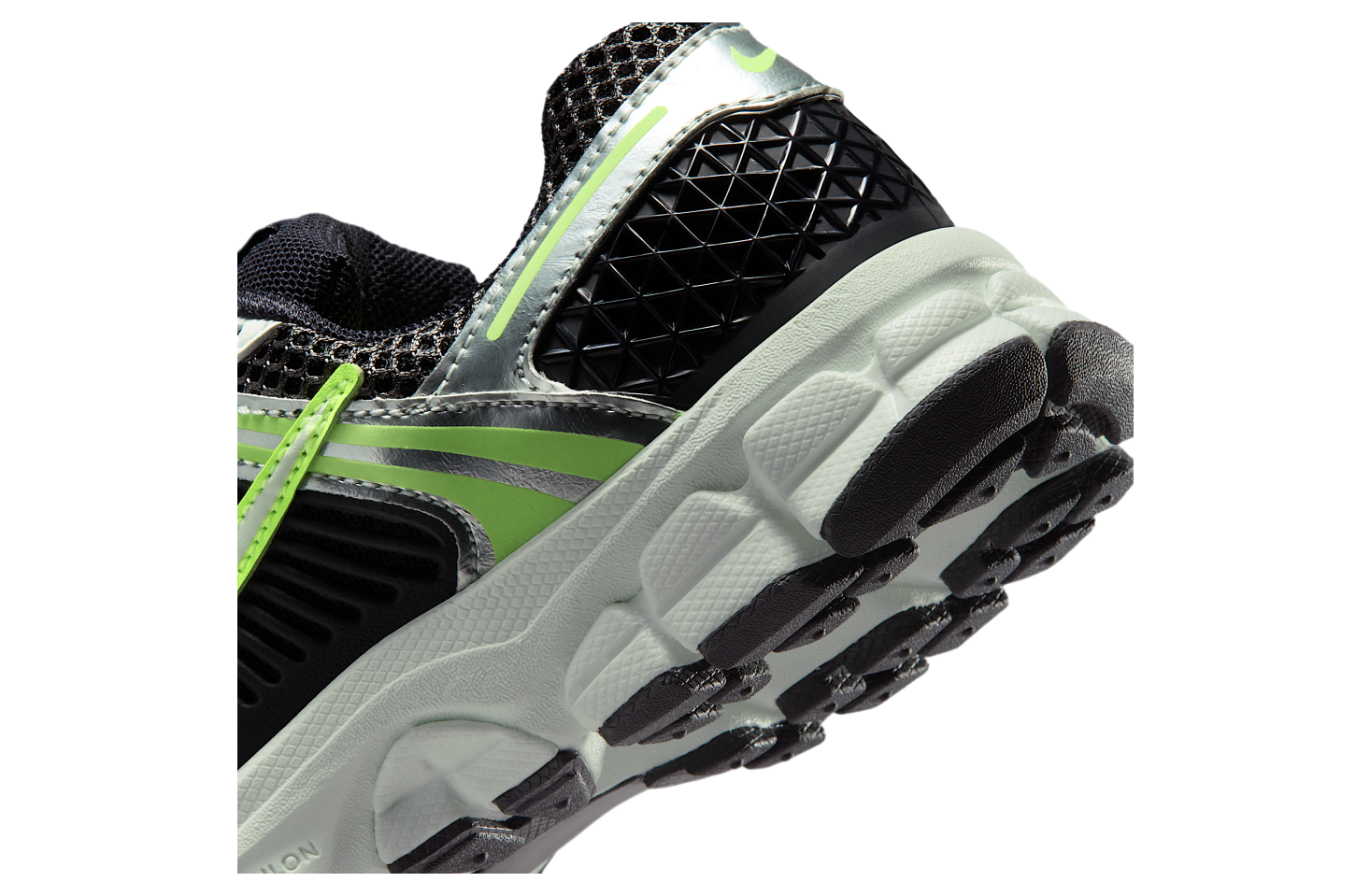 Nike Vomero 5 GS Black / Volt Ice